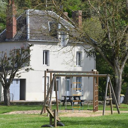 Gîte AU BORD DE L'EAU Chambon-sur-Voueize Exterior foto